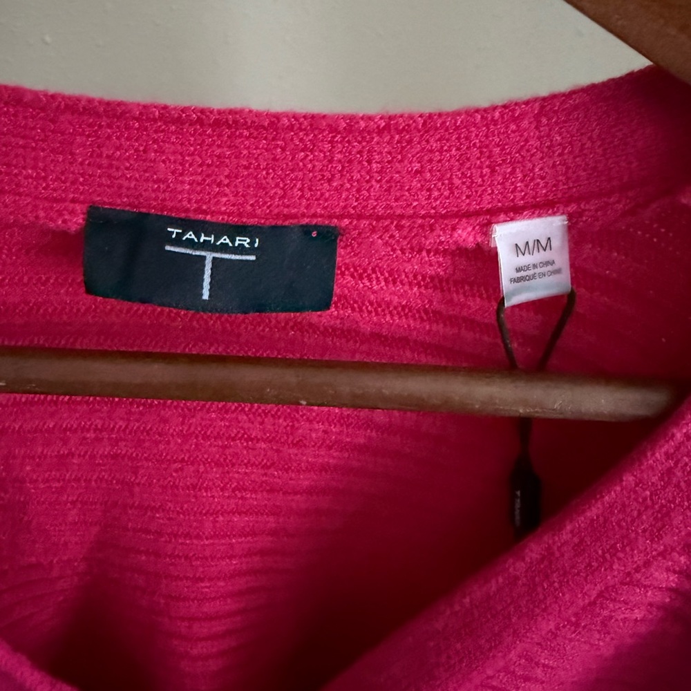 Tahari Fuchsia Ribbed Cardigan Sweater NWT Medium | Bright Pink V-Neck - Picture 4 of 12